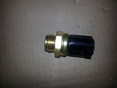 Comutator temperatura, ventilator radiator